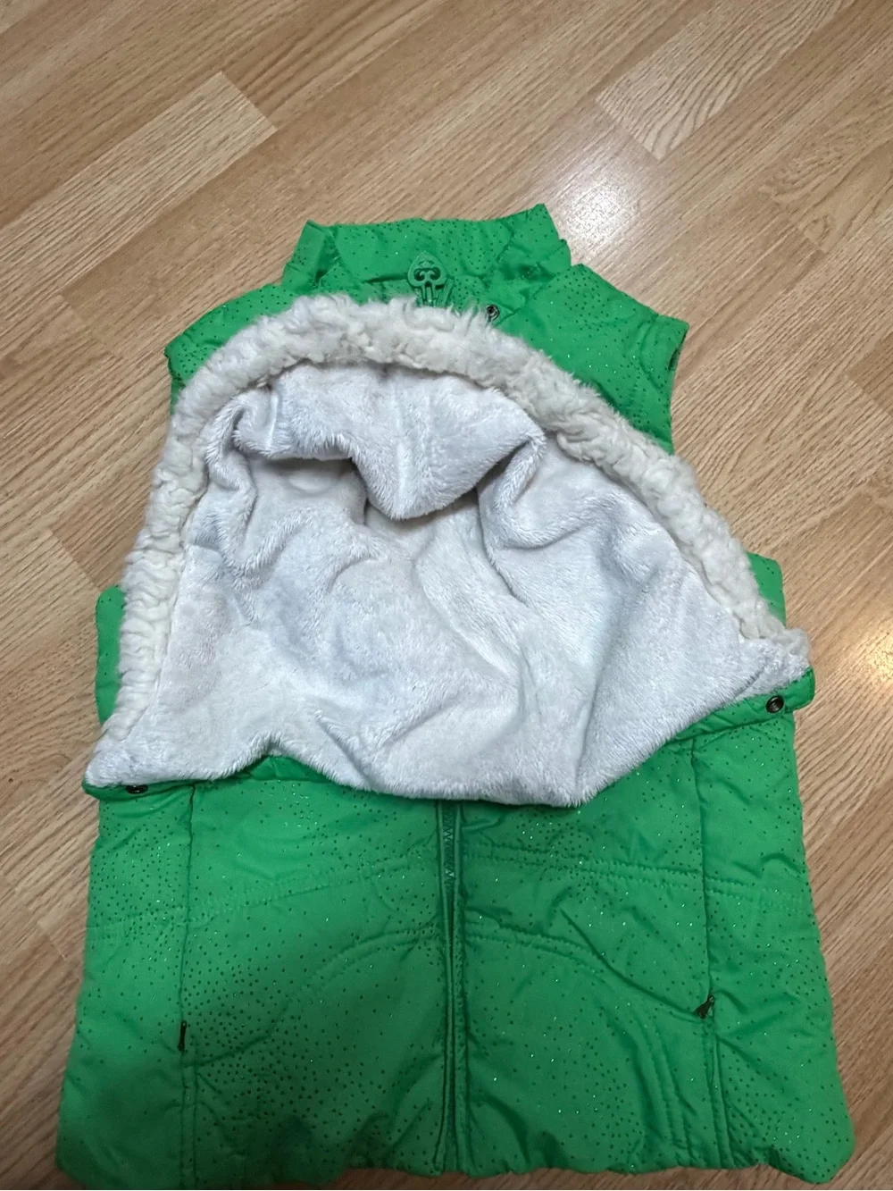 The Children’s Place Girls Green Sparkle Hooded Puffer Vest Detachable Hood L